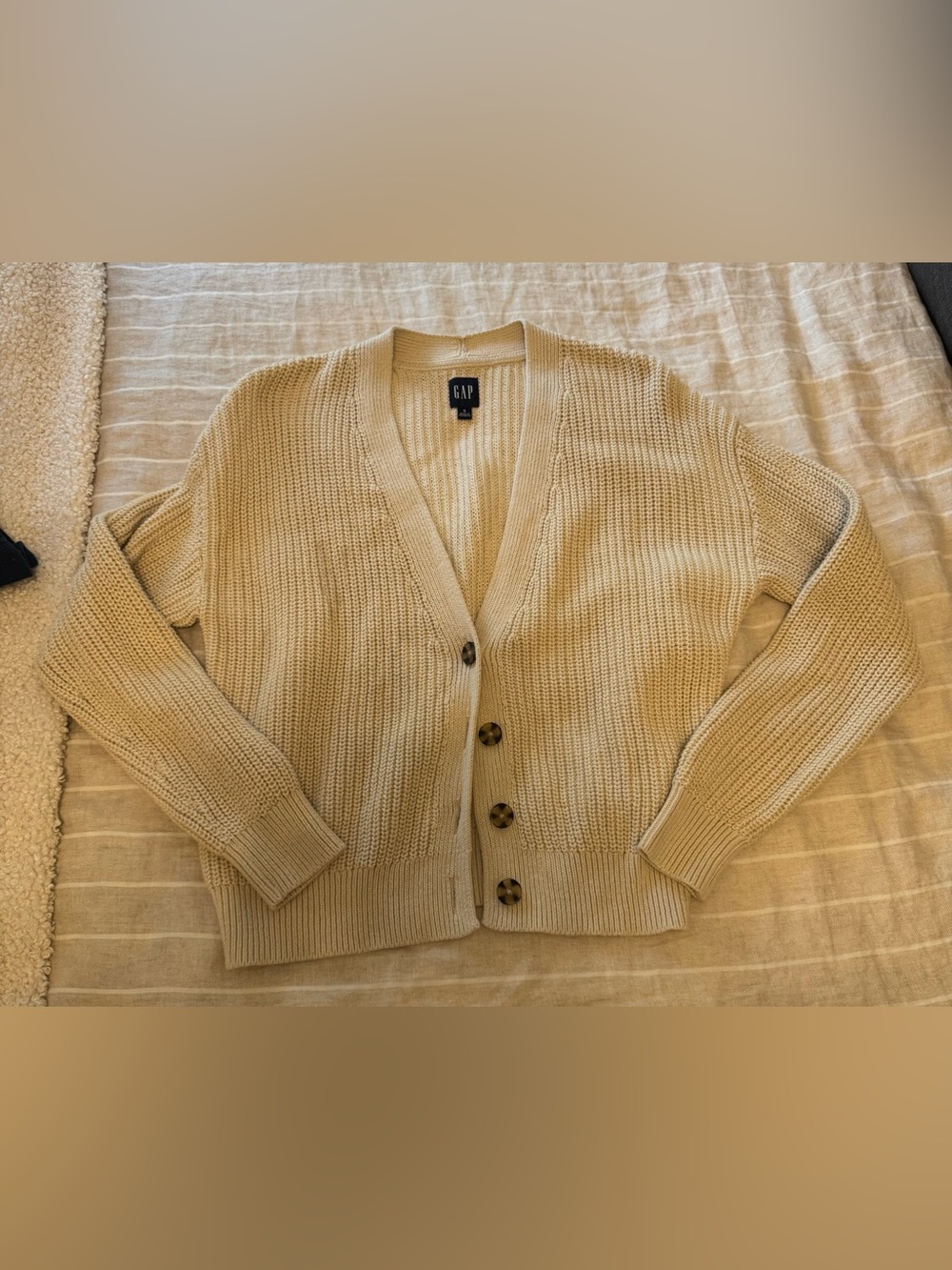 GAP Cream Button-Front Ribbed Knit Cardigan Sweater